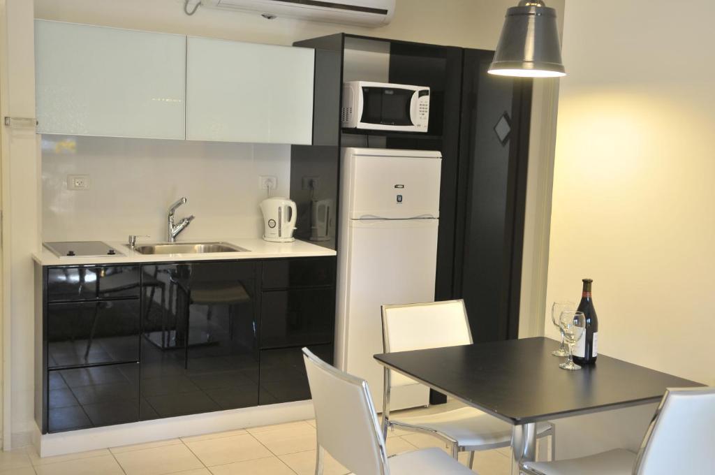 Rafael Residence Boutique Jerusalem Room photo