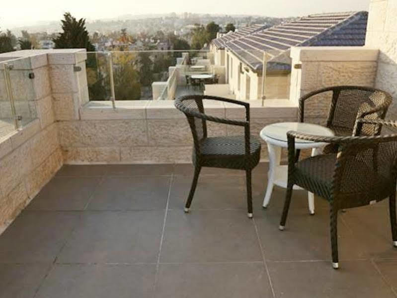Rafael Residence Boutique Jerusalem Exterior photo